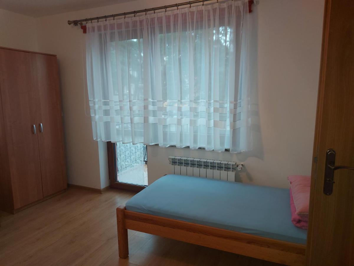 Pokoje Goscinne Tomasz Międzywodzie Exteriör bild