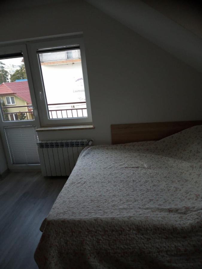 Pokoje Goscinne Tomasz Międzywodzie Exteriör bild
