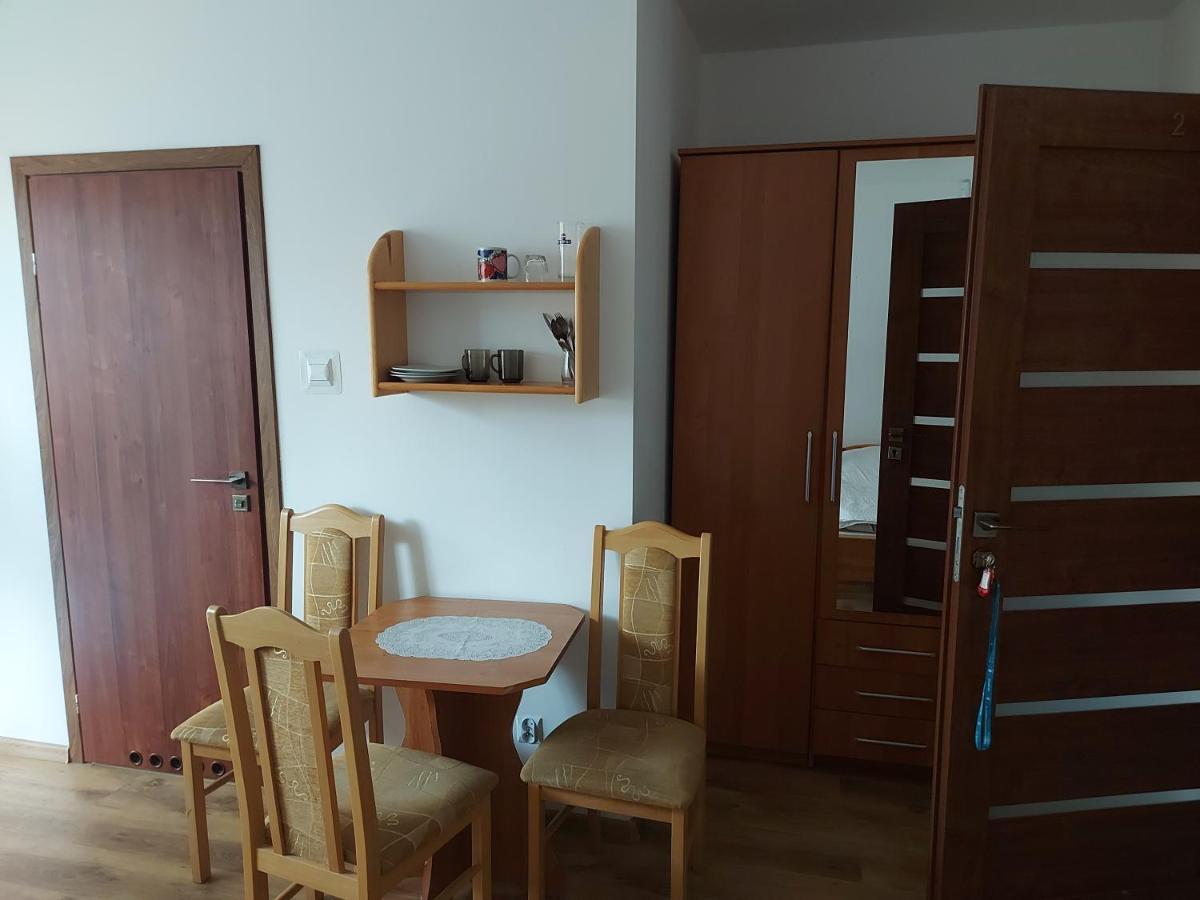 Pokoje Goscinne Tomasz Międzywodzie Exteriör bild