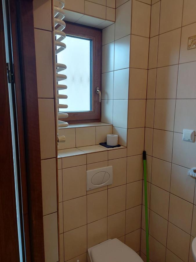 Pokoje Goscinne Tomasz Międzywodzie Exteriör bild