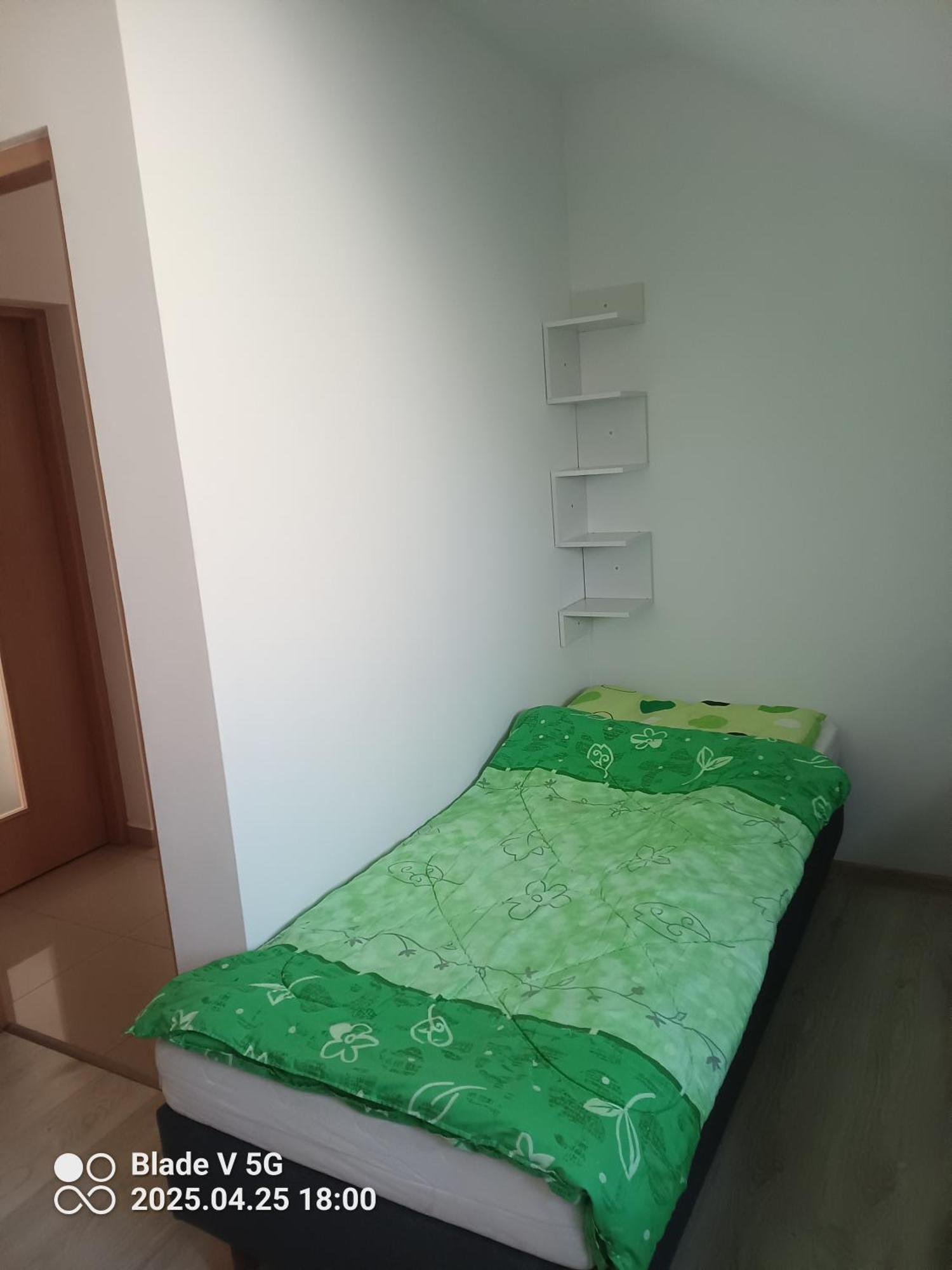 Pokoje Goscinne Tomasz Międzywodzie Exteriör bild
